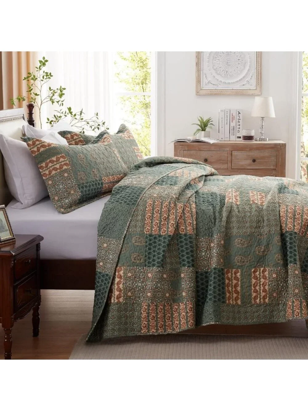 Floral Paisley Olive Green Quilt Set - Full/Queen Bedding with 2 Pillow Shams